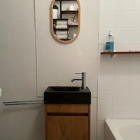 Apartment Seascape *